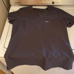 FIGS charcoal grey top xs